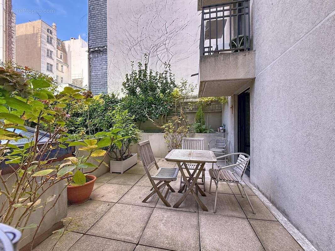 Photo 6 - Appartement à PARIS-17E