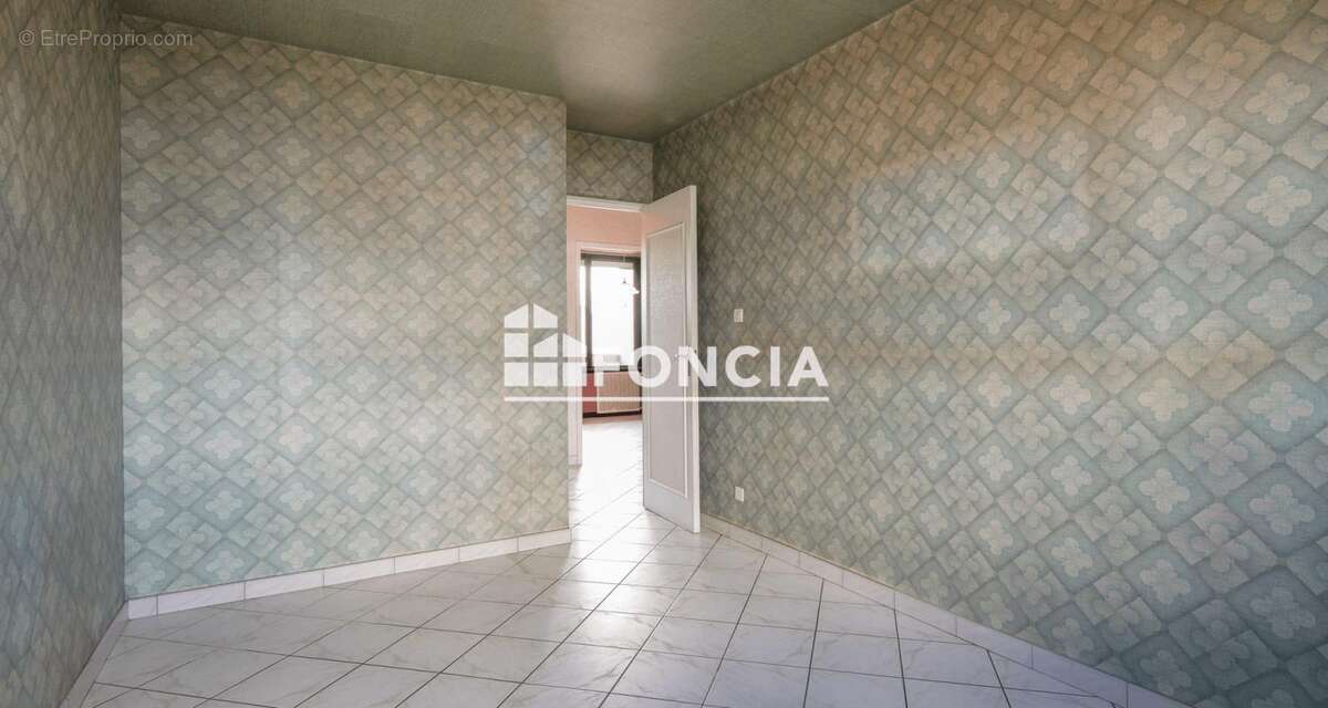 Appartement à ECHIROLLES