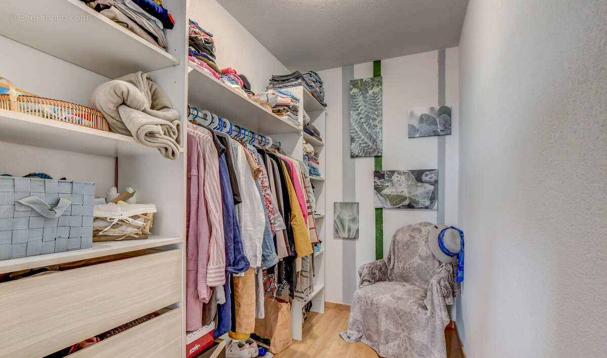 Appartement à SAINT-LOUP-CAMMAS