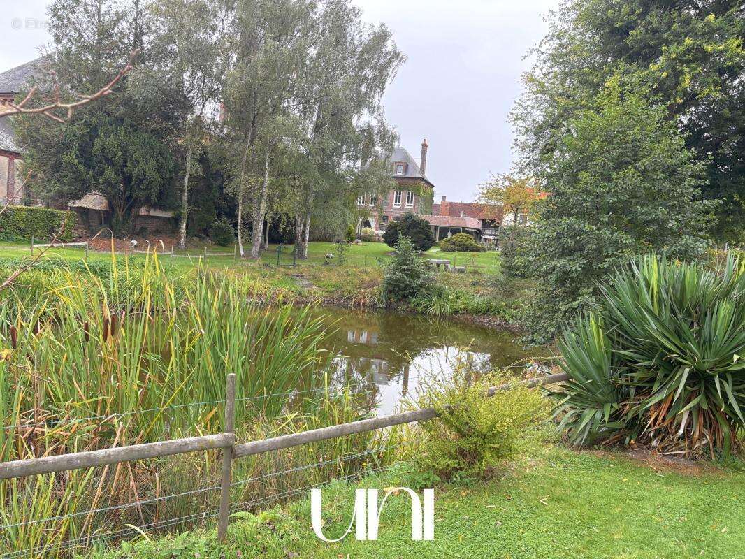 Maison à MEZIDON-CANON