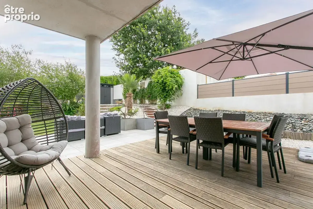 Maison Mouzillon 6 P . 4 Chs . Bureau . 138.77 M² . T 681 M² . Garage . Terrasse . Balcon - photo 15