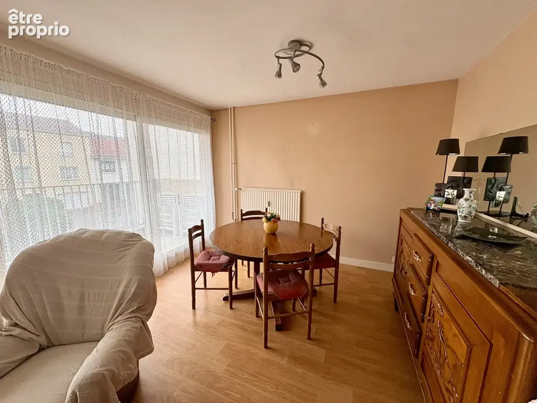 Appartement 90 m2 terrasse garage 3 chambres rue de la Fonderie - photo 4