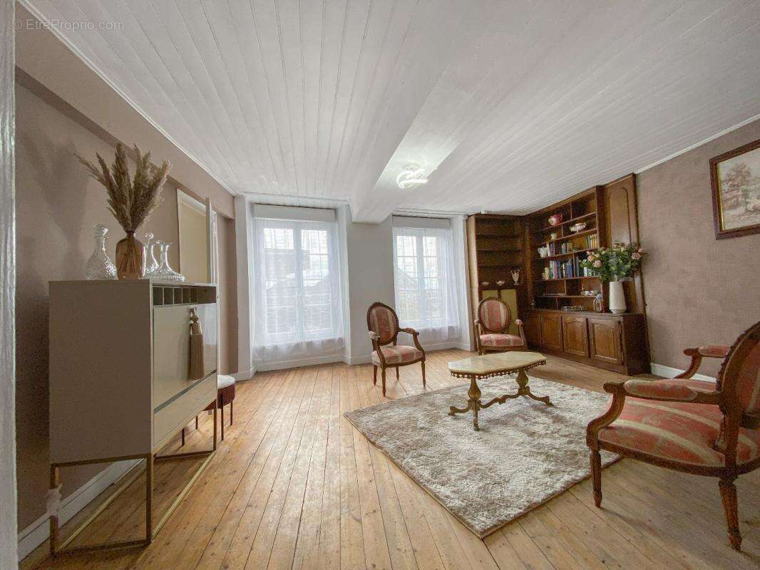 Appartement à GORRON