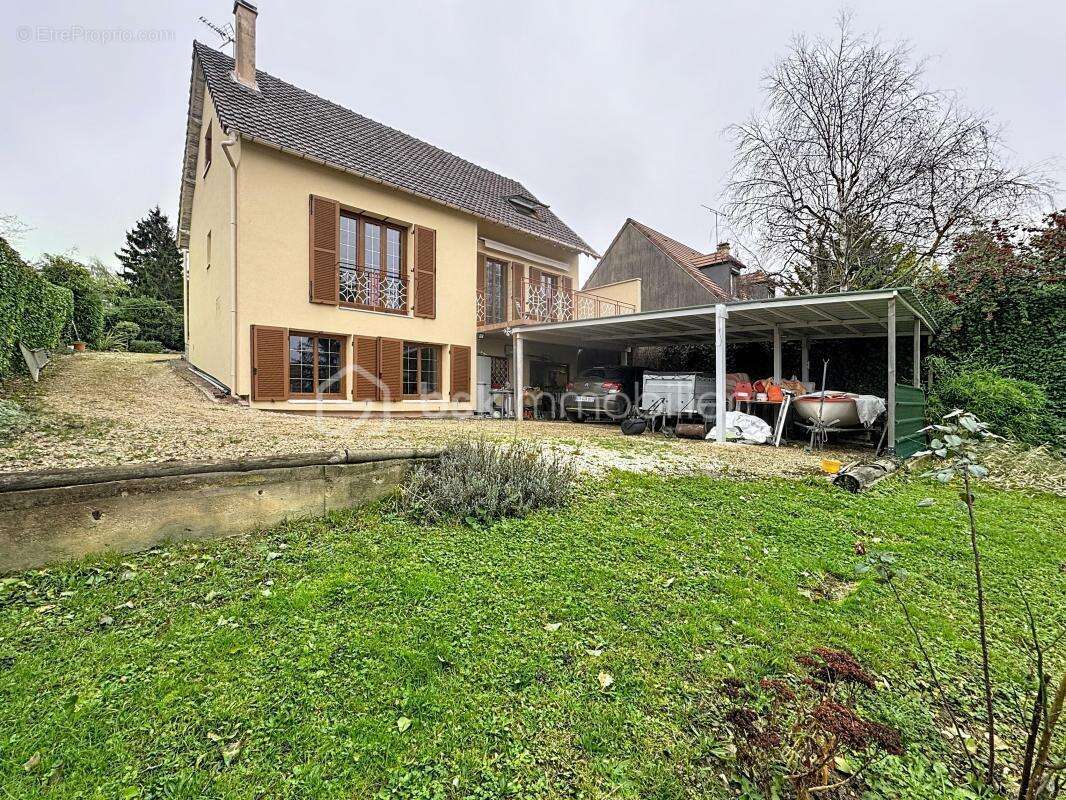Maison à THORIGNY-SUR-MARNE