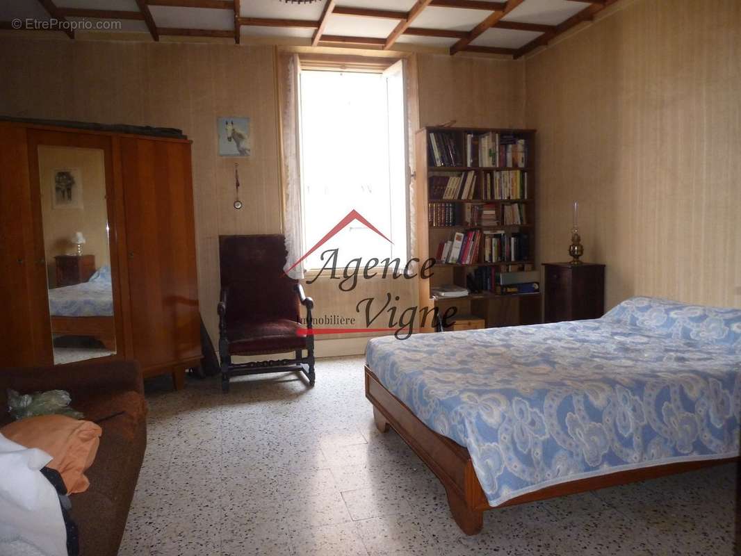 Maison à MOLIERES-SUR-CEZE