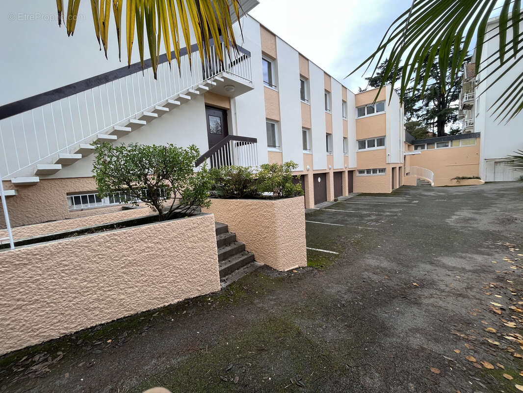 Appartement à BILLERE