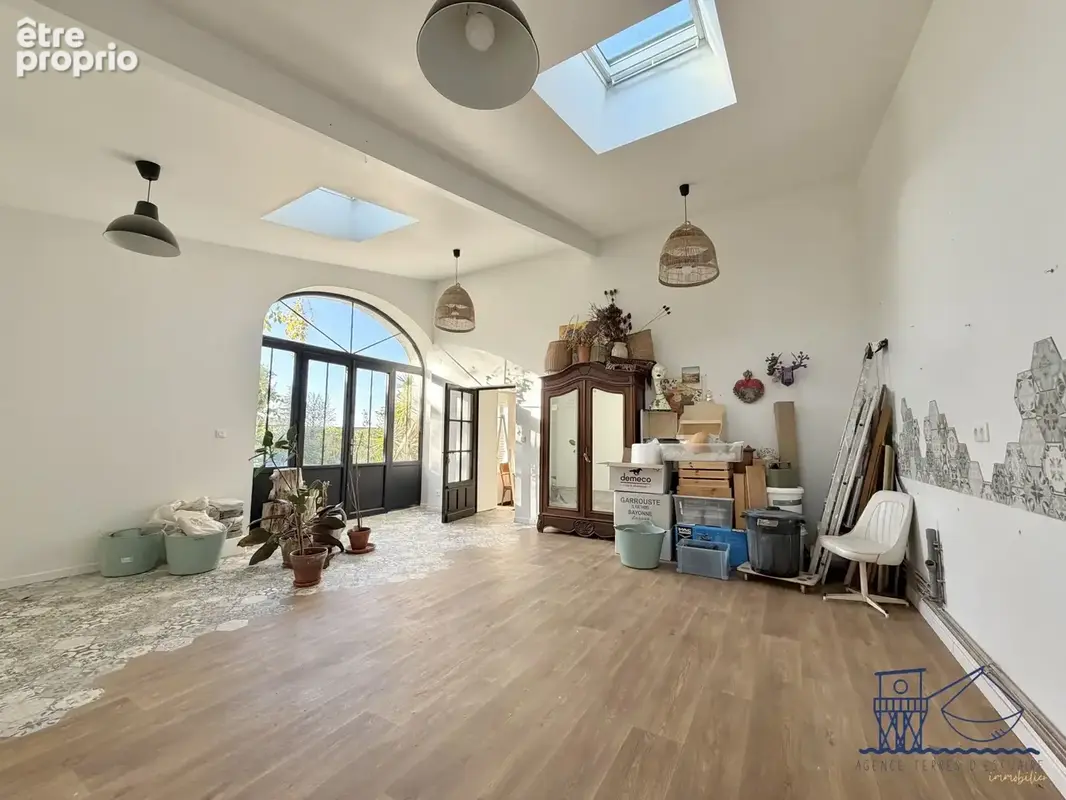 Maison 7 pièces 330 m² à vendre à Clion (17240) - photo 2