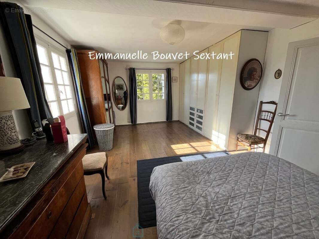 Maison à LIORAC-SUR-LOUYRE