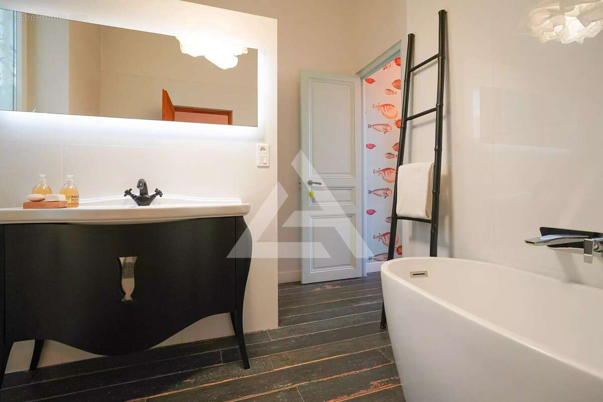 Appartement à BEAUSOLEIL