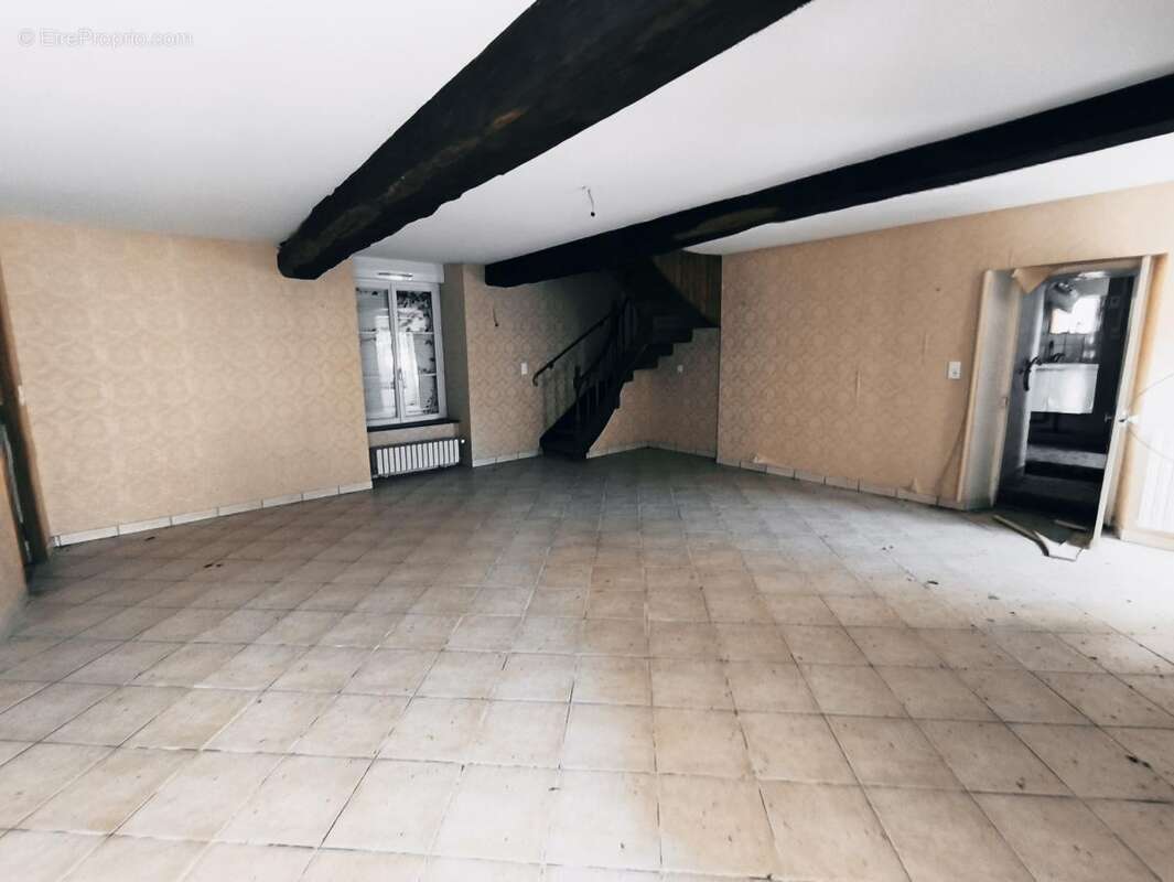 Maison à L'EPINAY-LE-COMTE