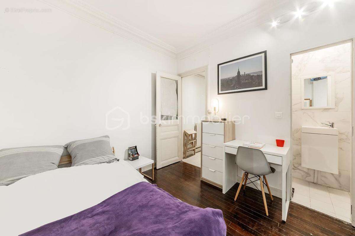 Appartement à PARIS-14E