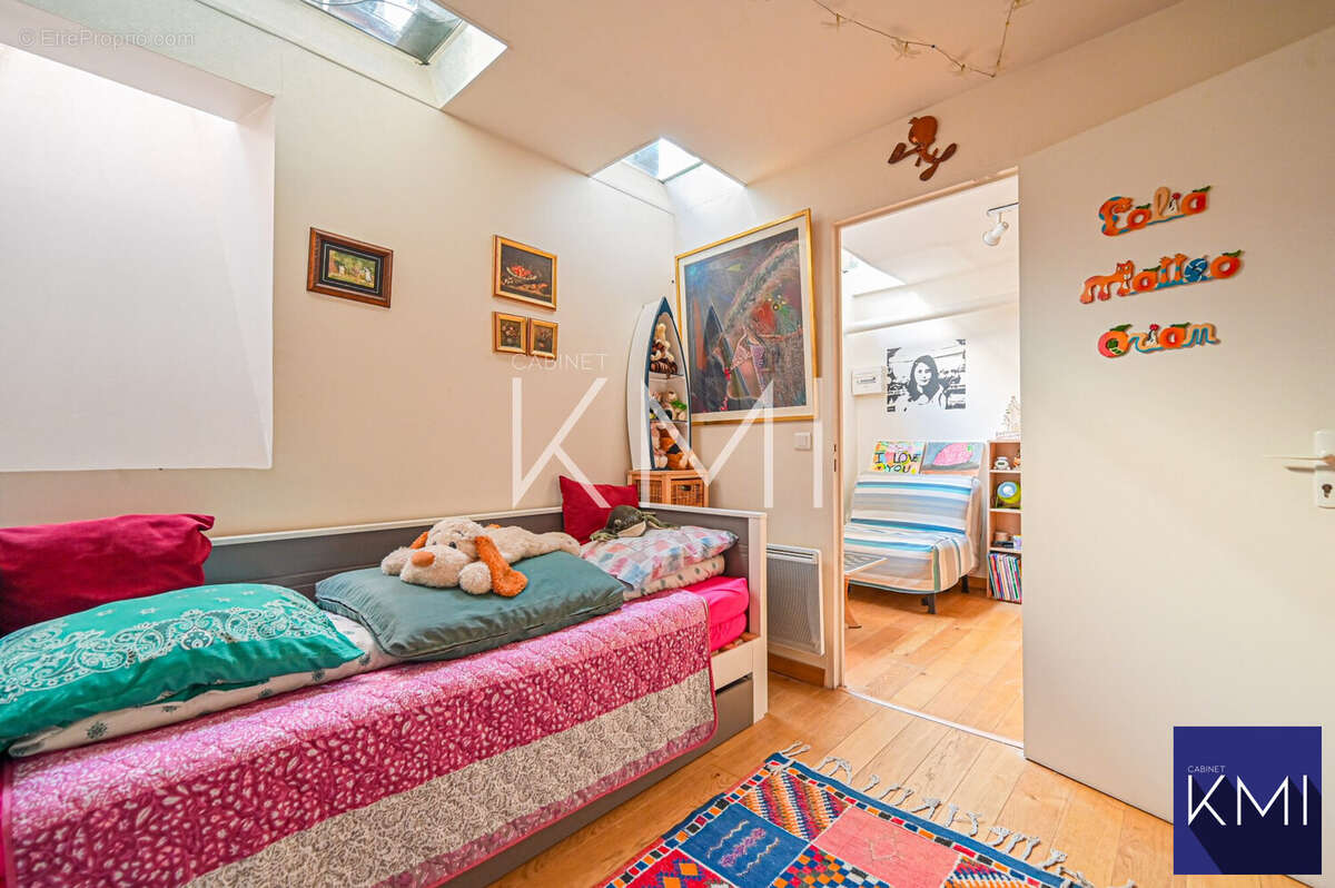 Appartement à PARIS-11E