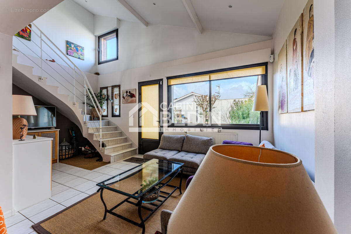 Maison à SAINT-MEDARD-EN-JALLES