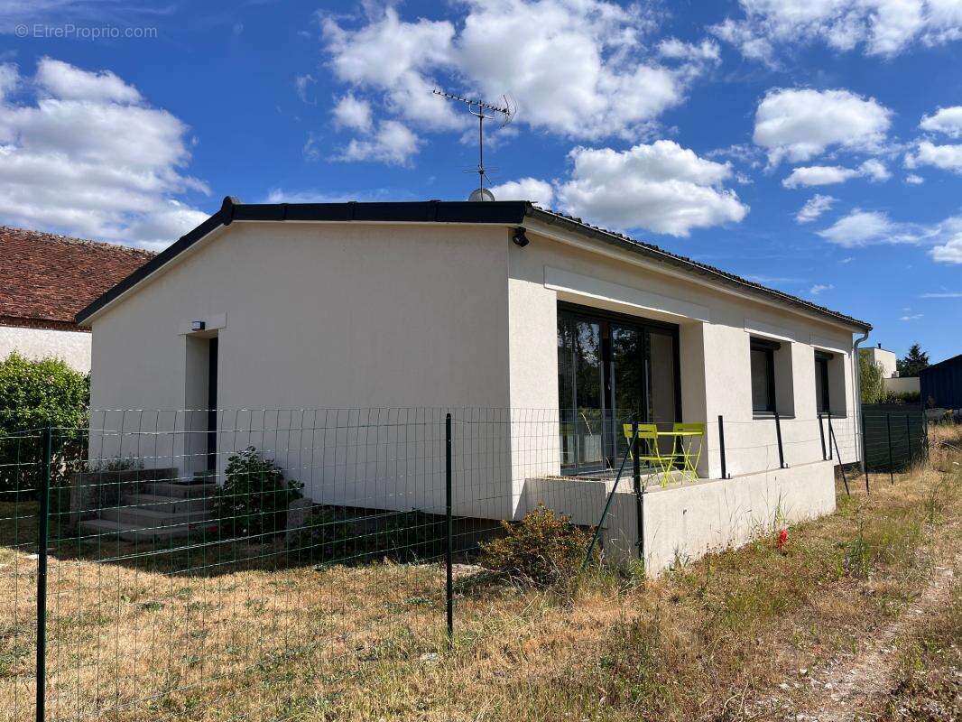 Maison à SAINT-DENIS-EN-VAL