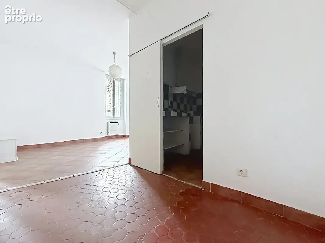 Appartement à MARSEILLE-7E