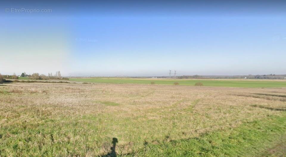 Terrain à CHANCEAUX-SUR-CHOISILLE