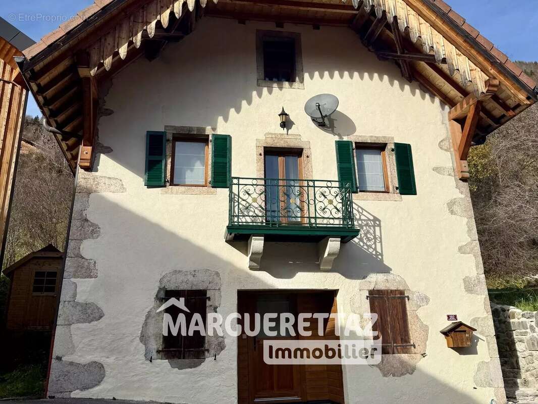 Maison à BELLEVAUX