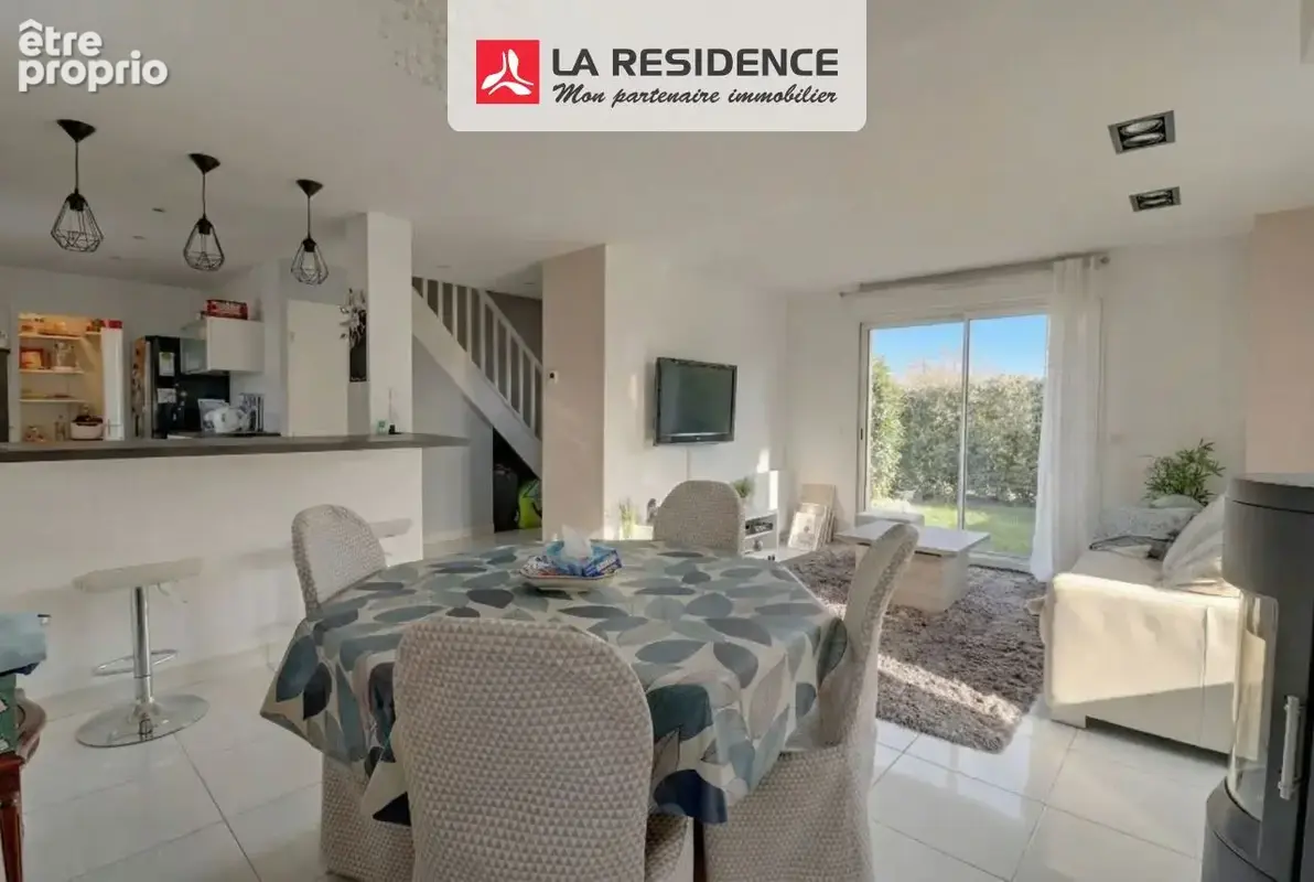 Maison 8 pièces 105 m² à vendre à Verneuil-Sur-Seine (78480) - photo 2