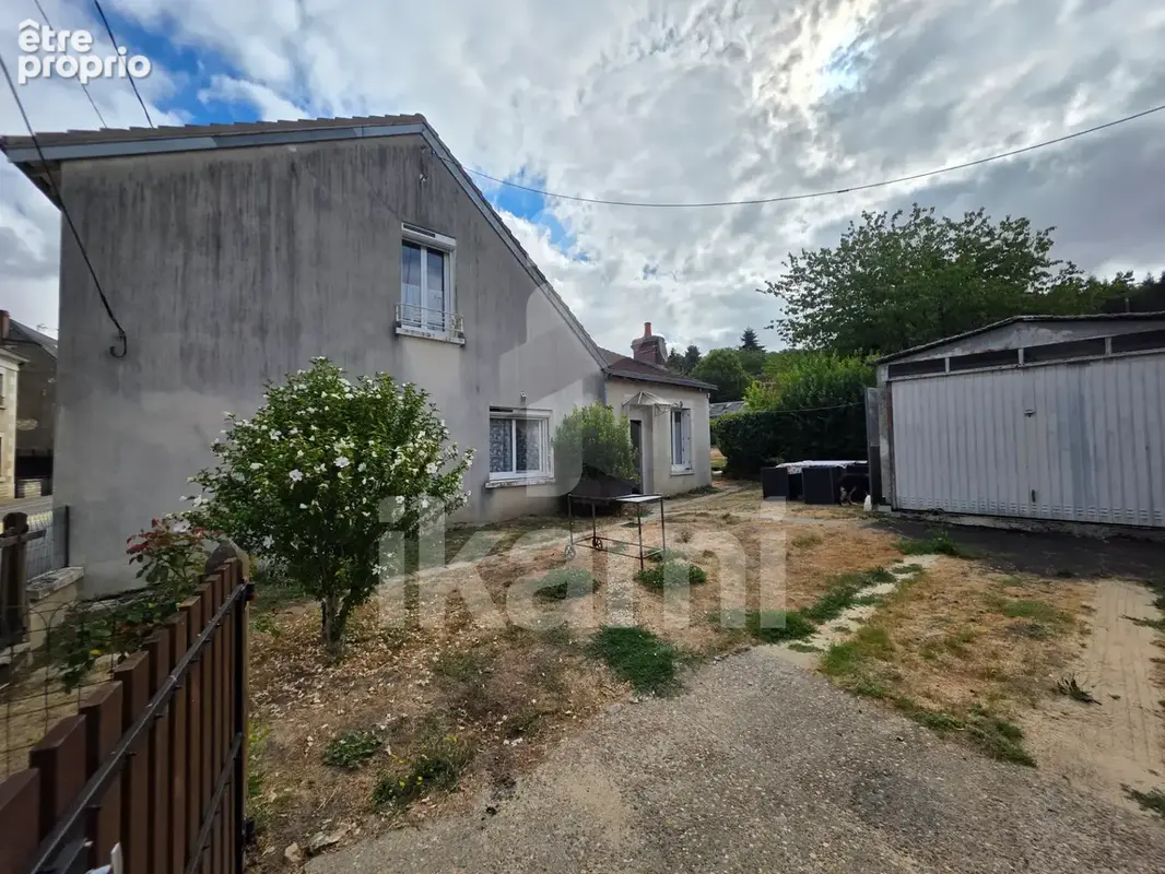 Maison de ville avec vie de plain-pied, garage et grange   Valençay - photo 2