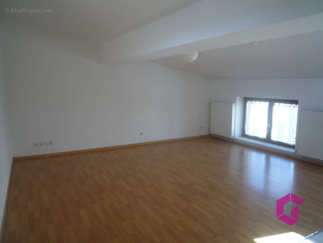 À vendre   Appartement T3 loué   Idéal investissement locatif- Quartier Vivaraize - photo 3