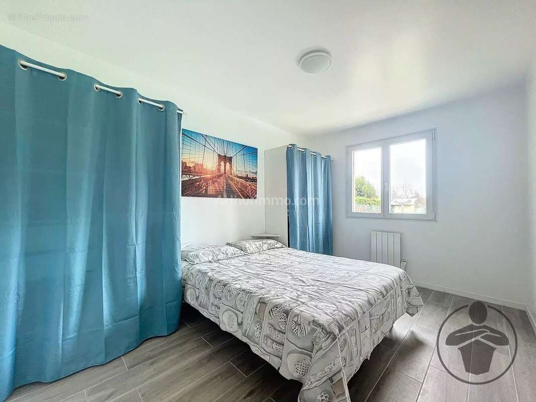 Maison à MONTPON-MENESTEROL