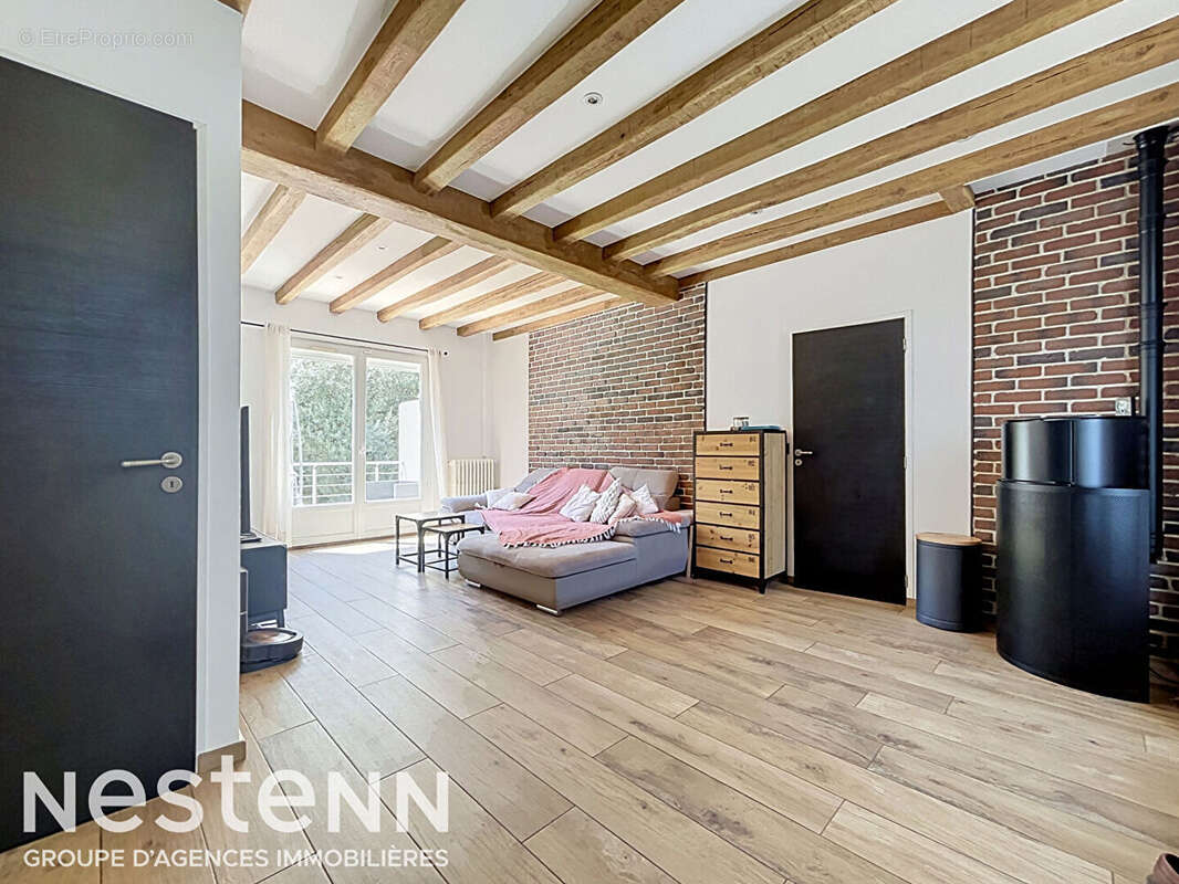 Charmante maison familiale de 85 m² avec sous-sol total et grand garage - photo 6