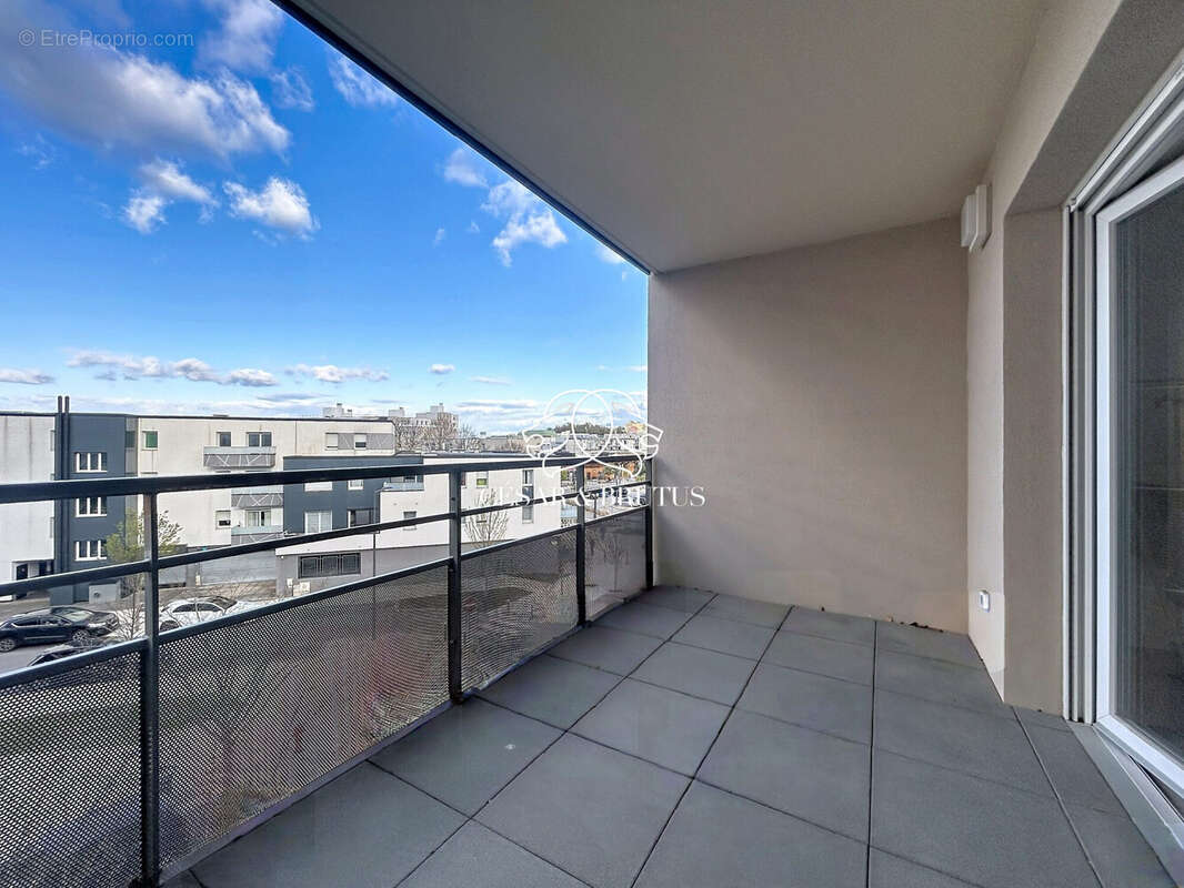 Appartement à VILLEFONTAINE