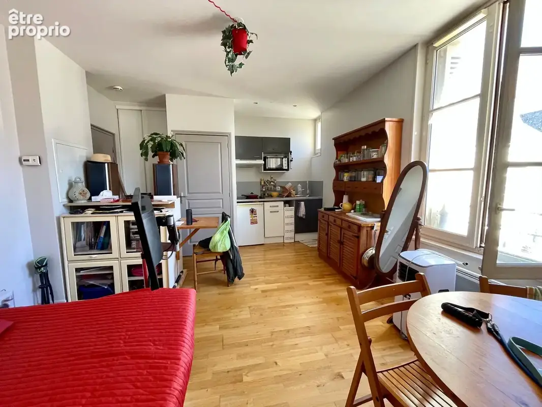 Appartement 2 pièces 31 m² à vendre à Tours (37000) - photo 2