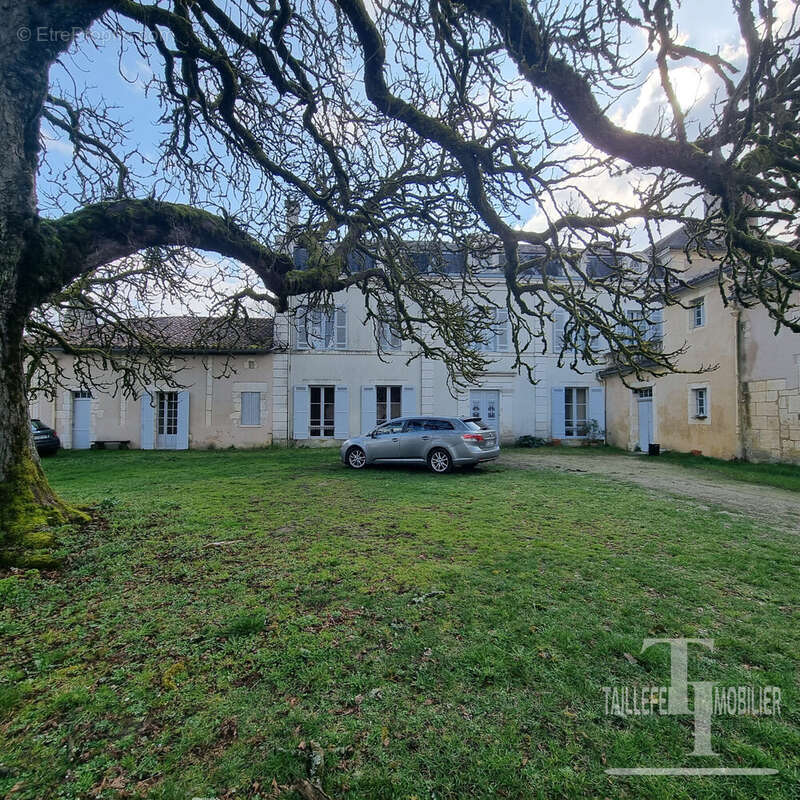 Maison à SORGES