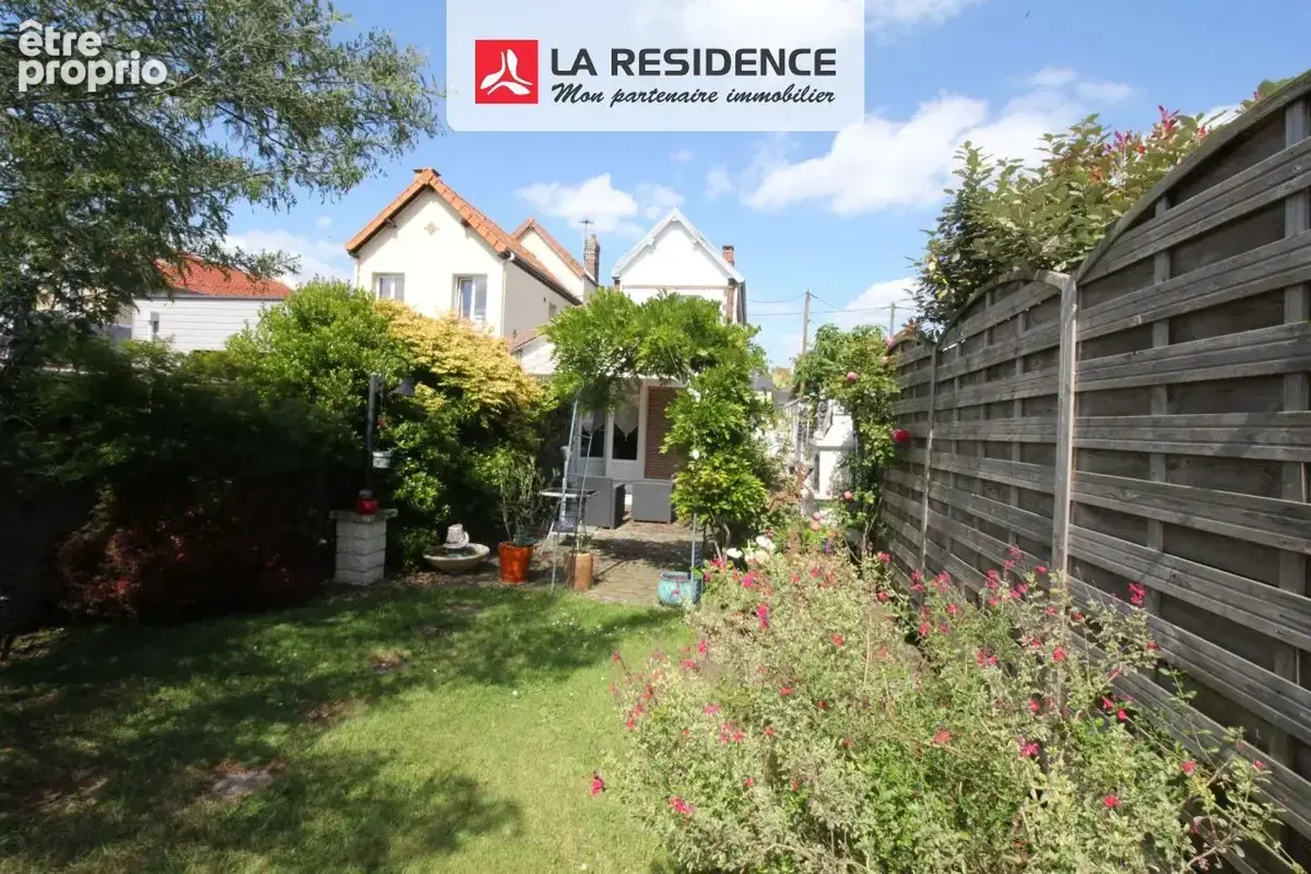 Maison 4 pièces 73 m² à vendre à Le Petit-Quevilly (76140) - photo 1