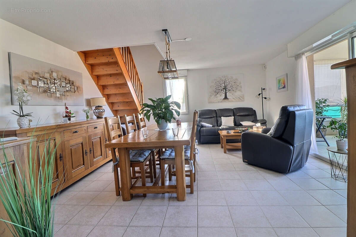 Appartement à HYERES