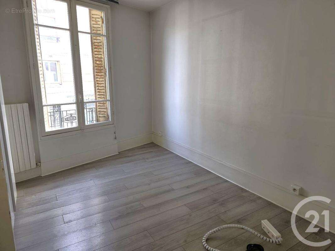 Appartement à FONTENAY-SOUS-BOIS