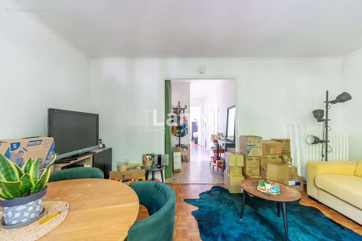 Appartement à SAINT-MAUR-DES-FOSSES