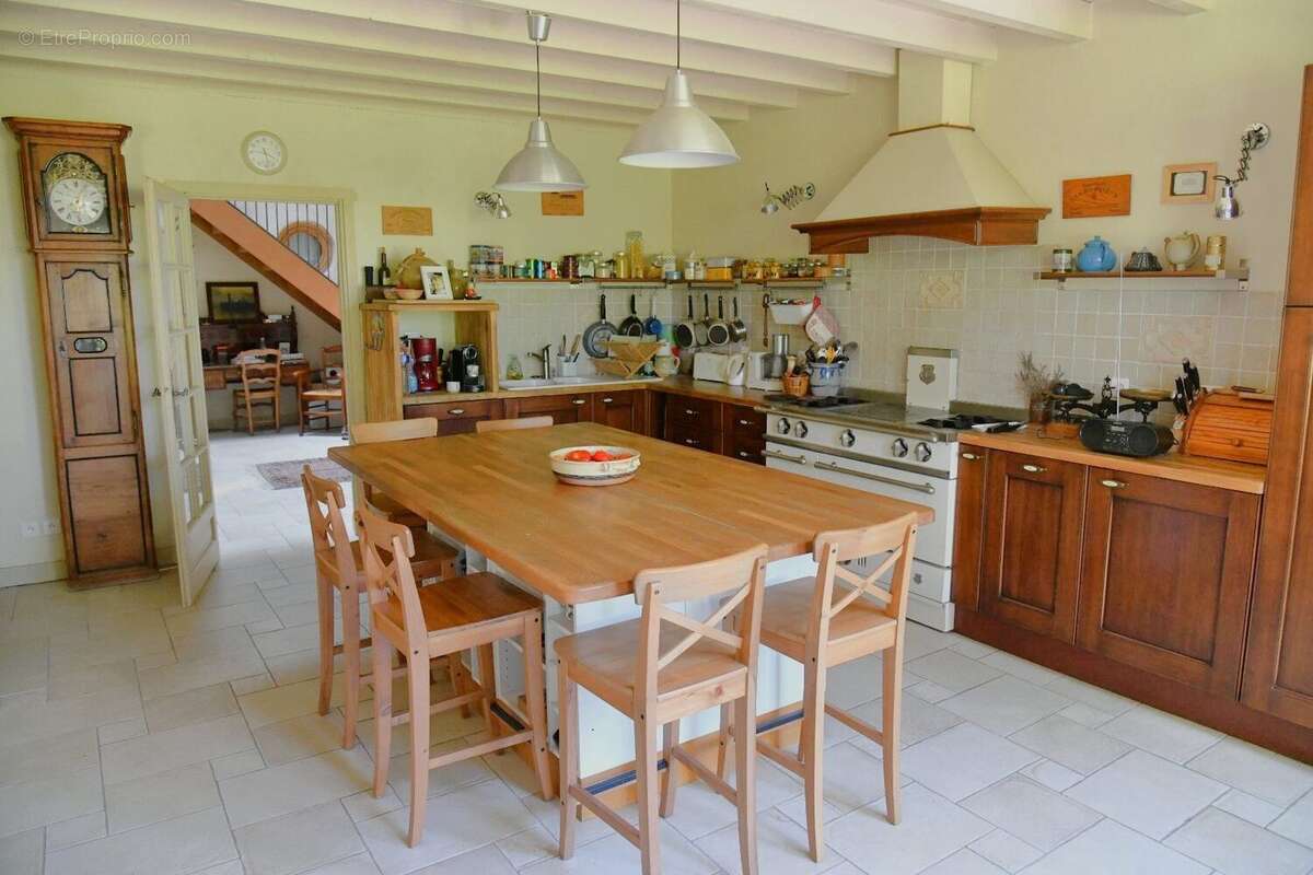 Maison 350 m² à Bazas  - photo 5
