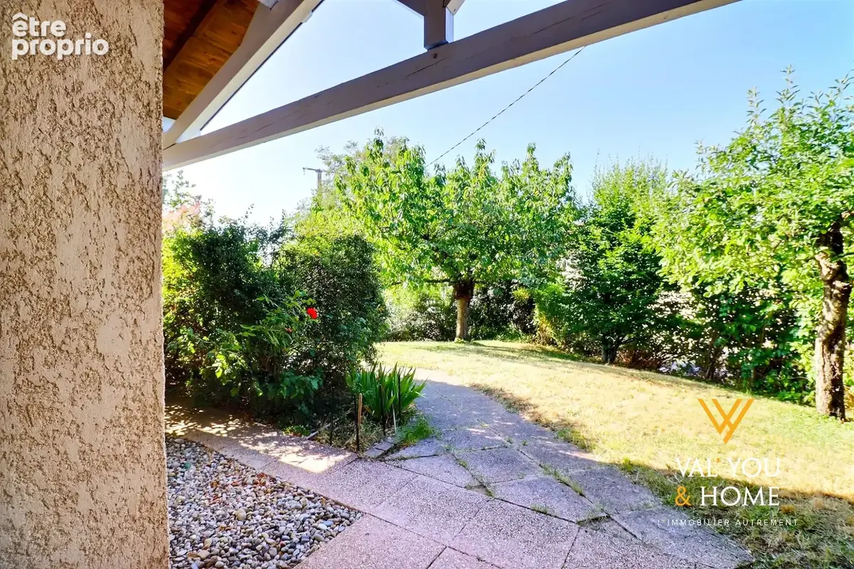Maison individuelle plain-pied VAUGNERAY - photo 17