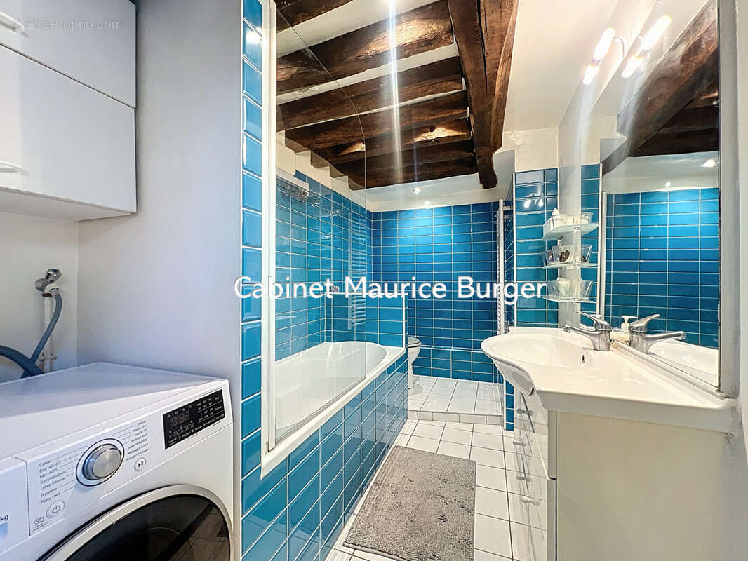 Appartement à PARIS-2E