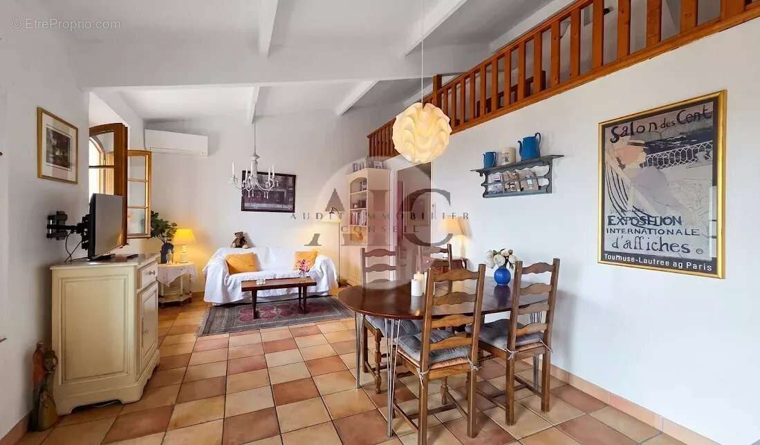 Appartement à FAYENCE