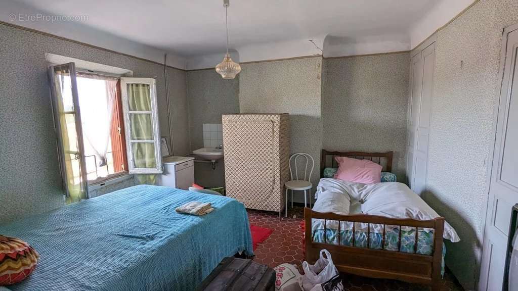 Appartement à CARCES