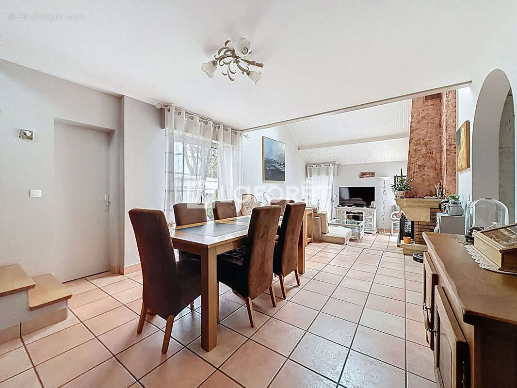 Maison à OUISTREHAM