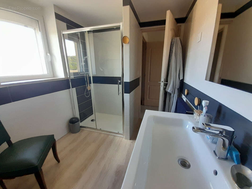 Maison à POUEYFERRE