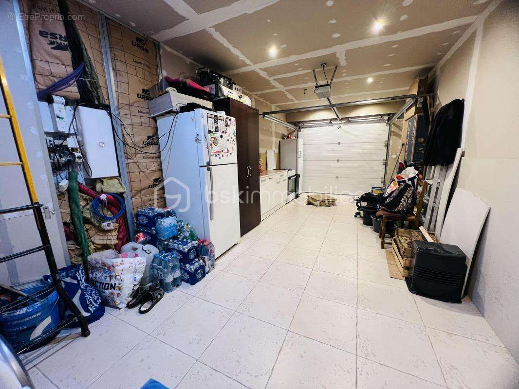 Maison à SAINT-GERMAIN-LES-ARPAJON