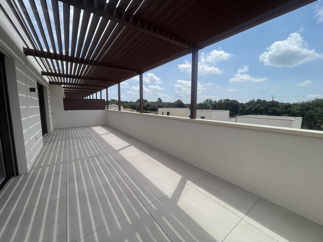 Appartement à CASTRIES