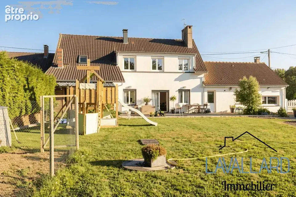Maison à PROUVILLE