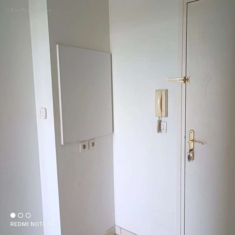 Appartement à L&#039;HAY-LES-ROSES