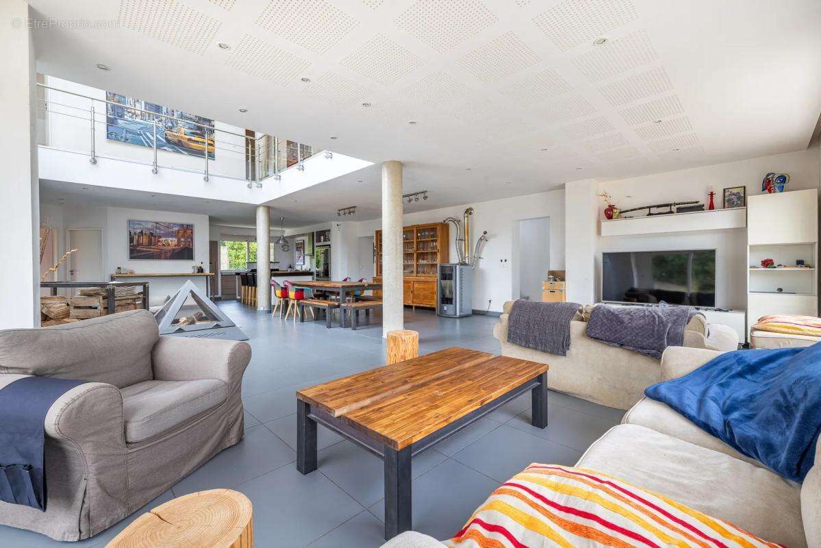 Maison à QUINCY-SOUS-SENART