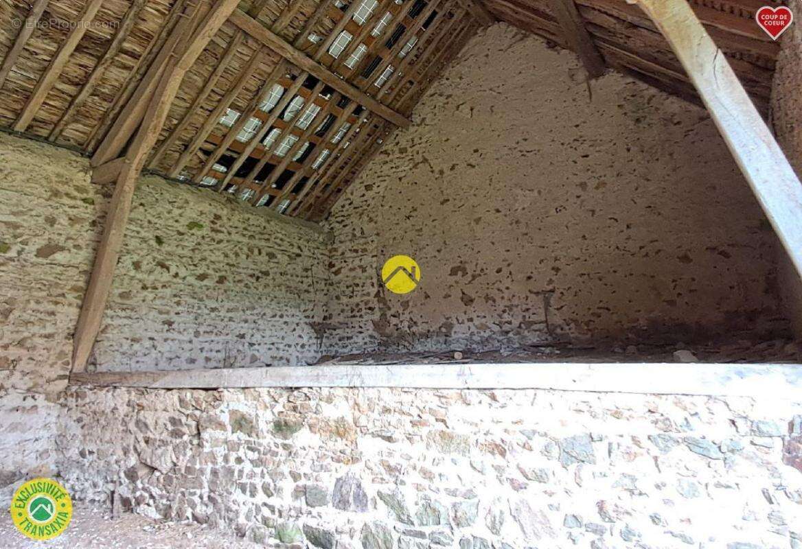 Maison à SAINT-HILAIRE