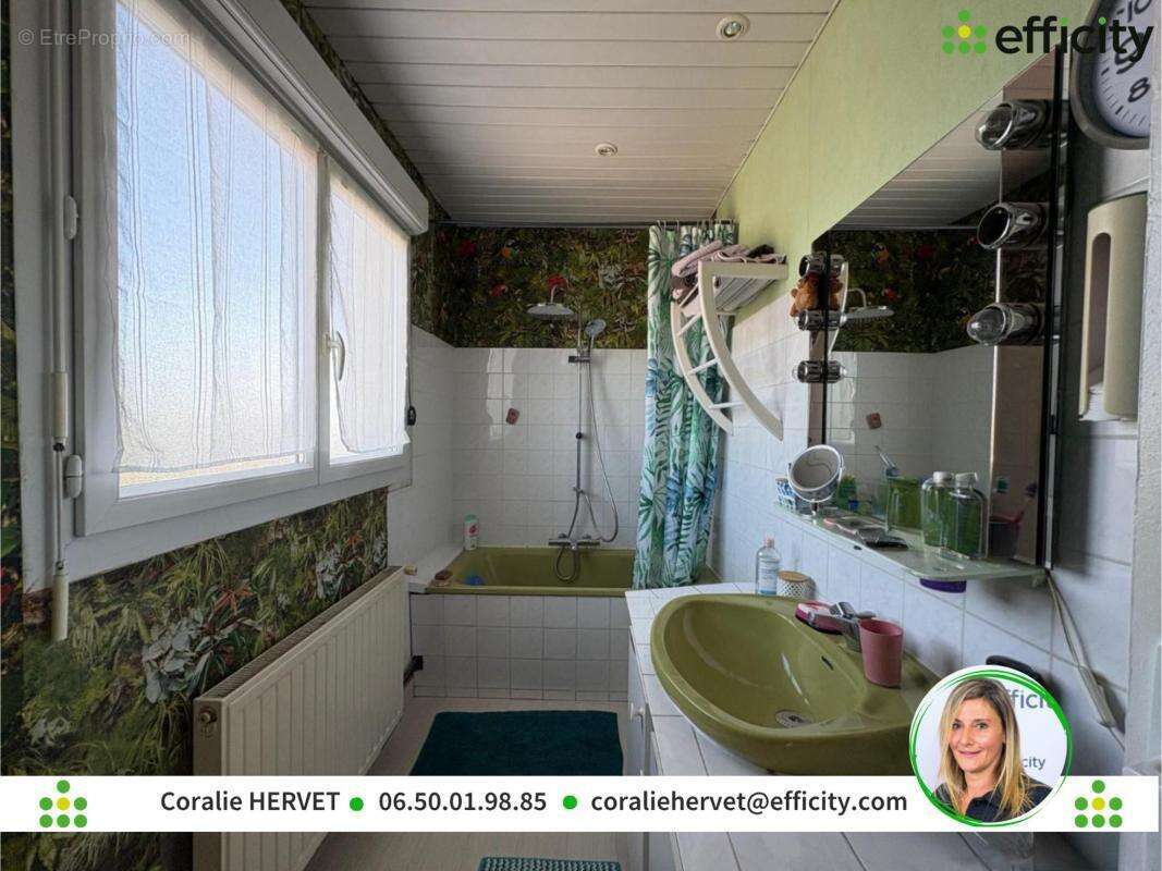 Maison à L&#039;ISLE-D&#039;ESPAGNAC