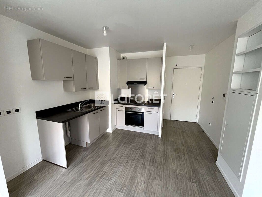 Appartement à HARDRICOURT
