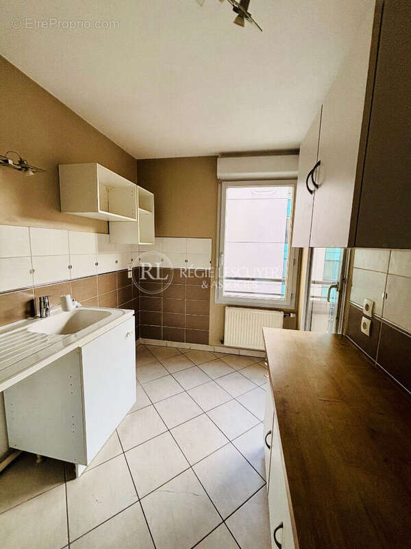 Appartement à LYON-9E