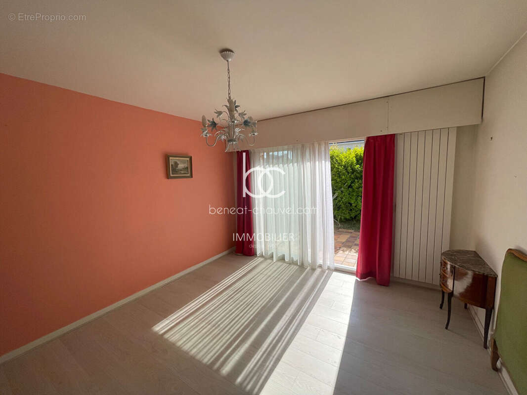 A Vendre Vannes Ouest La Madeleine- Maison familiale 200 m² - photo 5